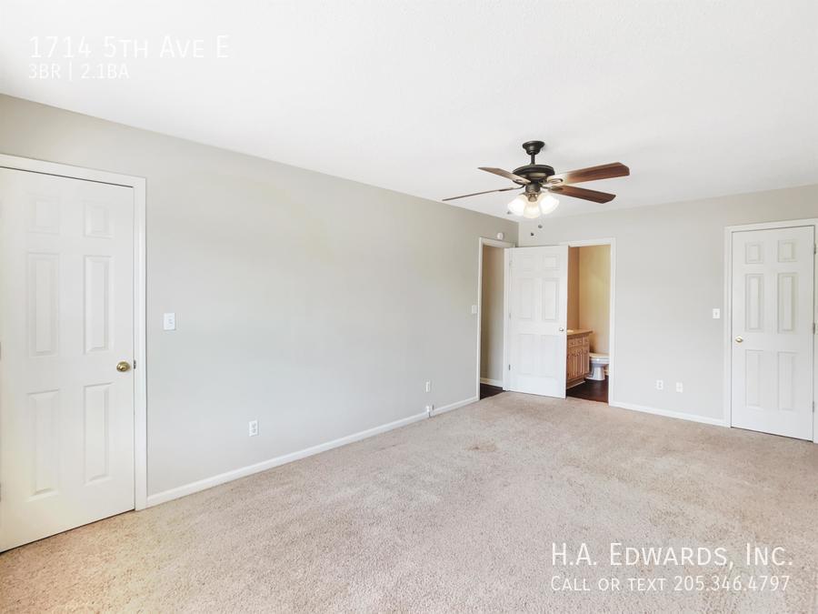 1714 5th Ave E property image