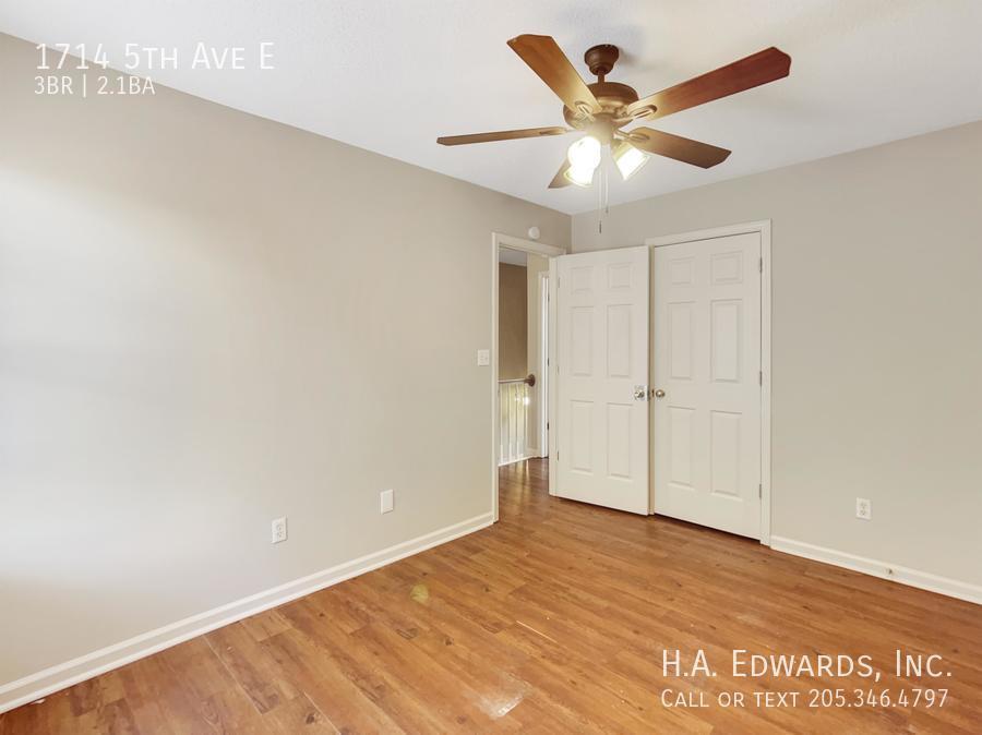 1714 5th Ave E property image