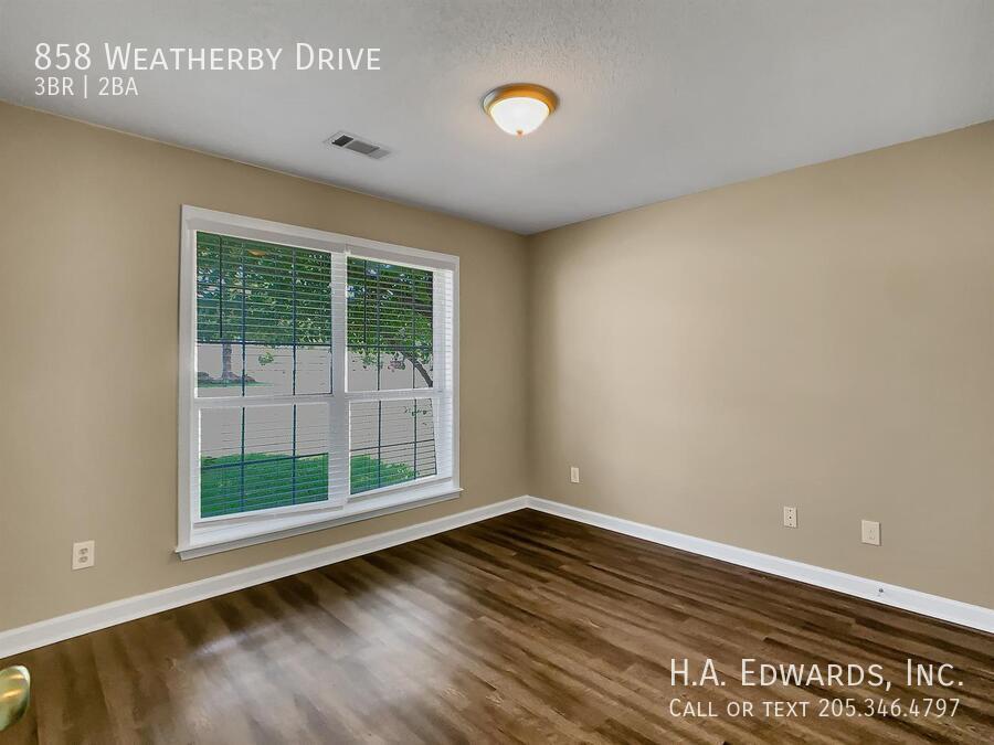 858 Weatherby Drive property image